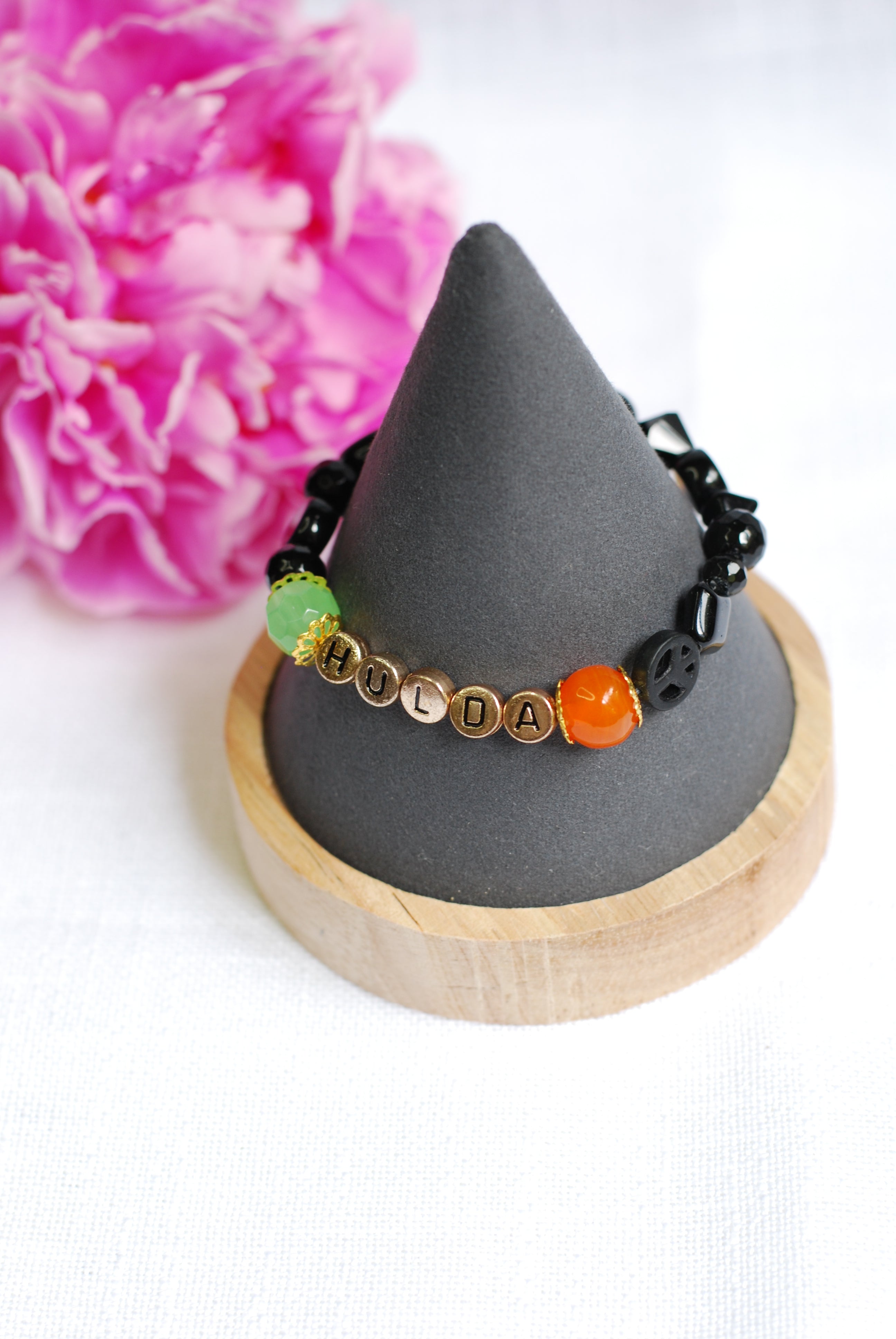 Armband „Hulda“ – Trage die Kraft der Wandelgöttin