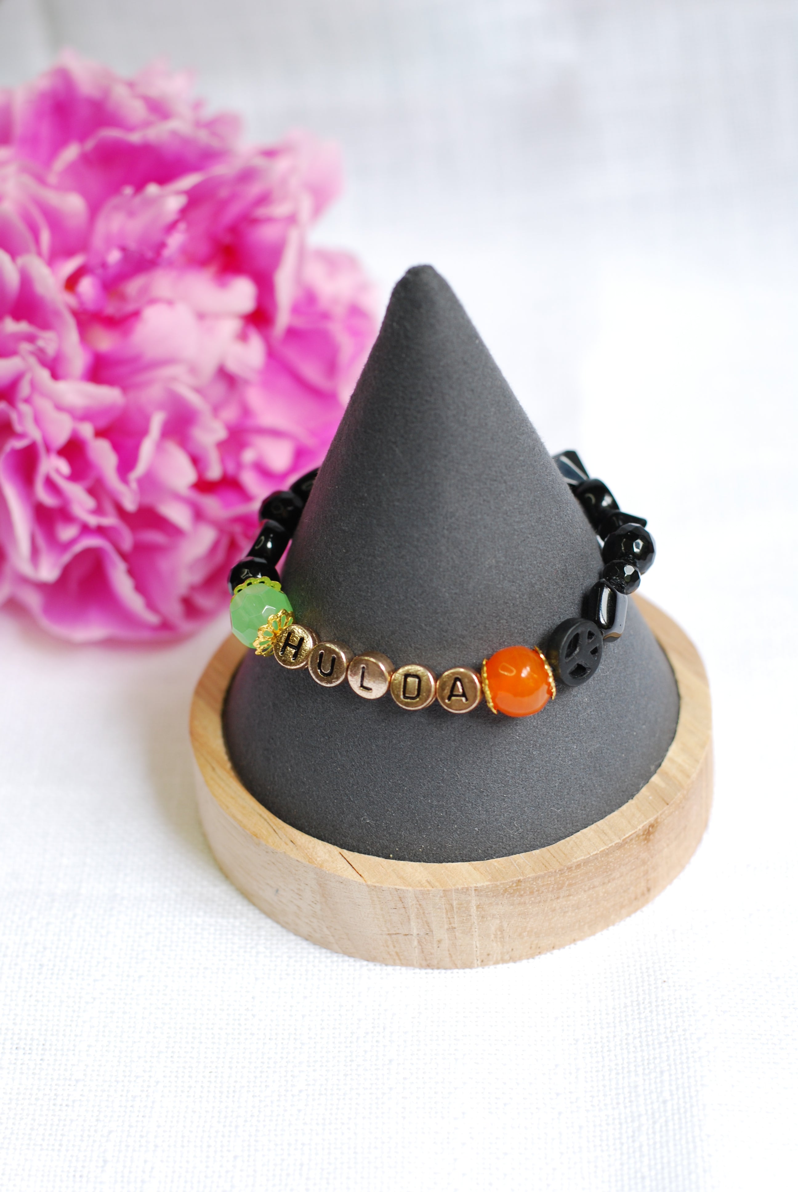 Armband „Hulda“ – Trage die Kraft der Wandelgöttin