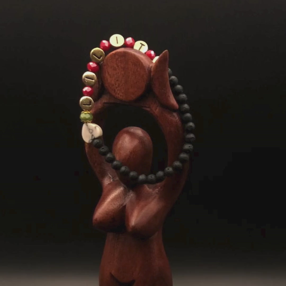 Armband „Lilith“ mit Lavastein